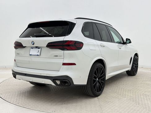 Certified 2024 BMW X5 xDrive40i w/ M Sport Package AWD/4WD image 9