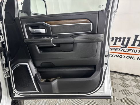 Used 2024 RAM 2500 Laramie AWD/4WD image 24