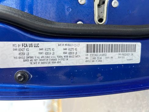 Used 2018 Chrysler 300 S image 28