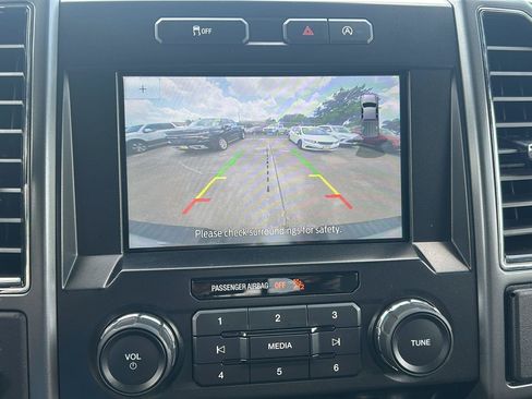 Used 2017 Ford F150 XLT w/ Equipment Group 302A Luxury RWD image 14