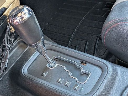 Used 2012 Jeep Wrangler Sport image 21