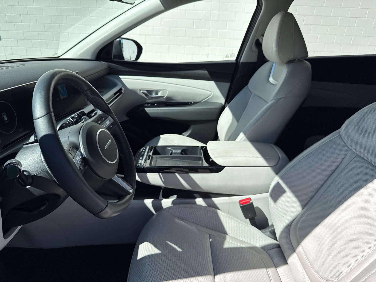 Used 2025 Hyundai Tucson Limited AWD/4WD image 20