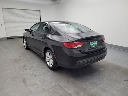 Used 2016 Chrysler 200 Limited image 5