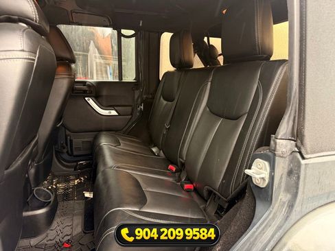 Used 2015 Jeep Wrangler Unlimited Sahara w/ Connectivity Group AWD/4WD image 20