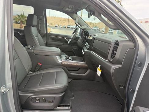 New 2026 GMC Sierra 2500 SLT w/ Max Trailering Package image 12