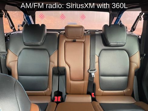 Used 2024 Ford Bronco Outer Banks w/ Sasquatch Package image 23