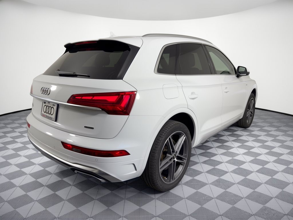 Used 2025 Audi Q5 e Premium AWD/4WD image 9
