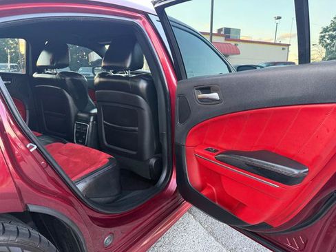 Used 2018 Dodge Charger R/T Scat Pack w/ Dynamics Package RWD image 21