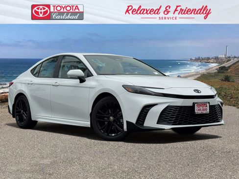 New 2026 Toyota Camry SE FWD image 1