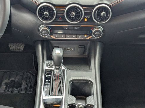 Used 2024 Nissan Sentra SR image 18