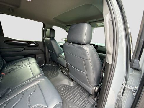 Used 2024 GMC Sierra 1500 Elevation AWD/4WD image 32