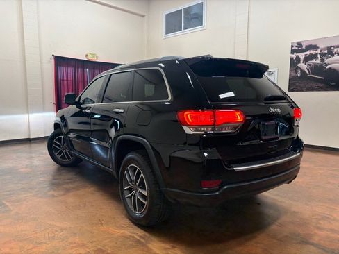 Used 2019 Jeep Grand Cherokee Limited w/ Luxury Group II RWD image 2