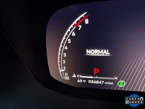 Used 2023 Acura MDX SH-AWD w/ Advance Package image 16