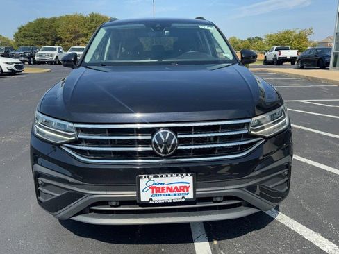 Used 2023 Volkswagen Tiguan S image 9