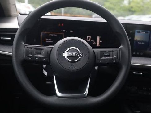 New 2026 Nissan Kicks SV FWD image 7