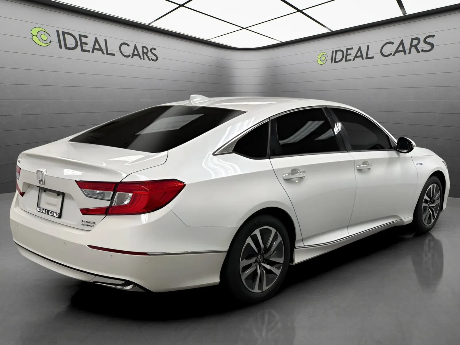 Used 2020 Honda Accord Touring image 5