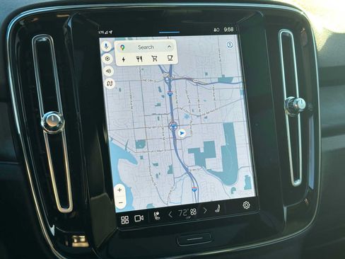 Certified 2023 Volvo XC40 Recharge Ultimate image 35