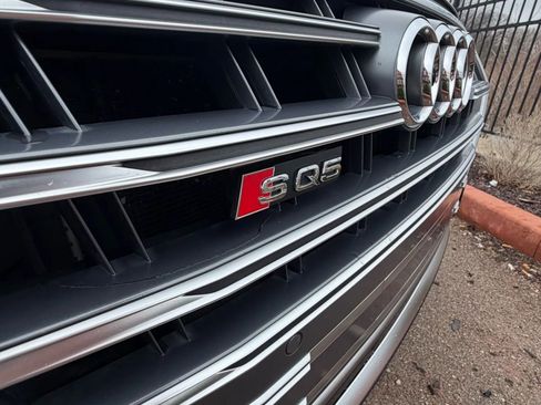 Used 2018 Audi SQ5 Premium Plus w/ Navigation Package image 11