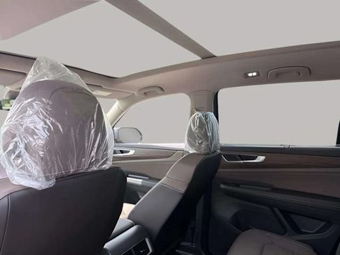 New 2026 Volkswagen Atlas SEL AWD/4WD image 7