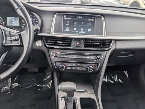 Used 2019 Kia Optima S w/ S Panoramic Sunroof Package FWD image 18