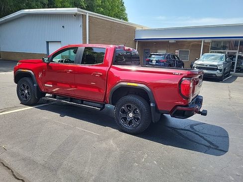 Used 2024 GMC Canyon Elevation w/ Convenience Package AWD/4WD image 10