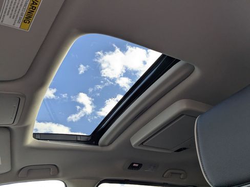 New 2026 Honda Odyssey Elite image 17