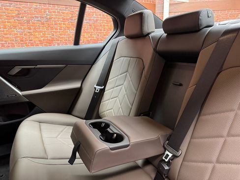 New 2026 BMW i5 eDrive40 AWD/4WD image 14