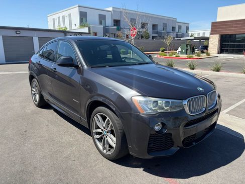 Used 2018 BMW X4 xDrive28i image 2