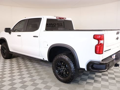 Used 2025 Chevrolet Silverado 1500 ZR2 w/ Technology Package AWD/4WD image 24