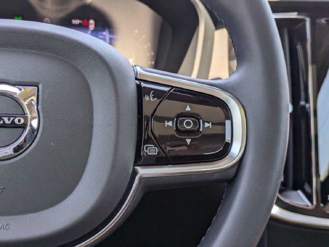 Certified 2024 Volvo S60 B5 Plus FWD image 29