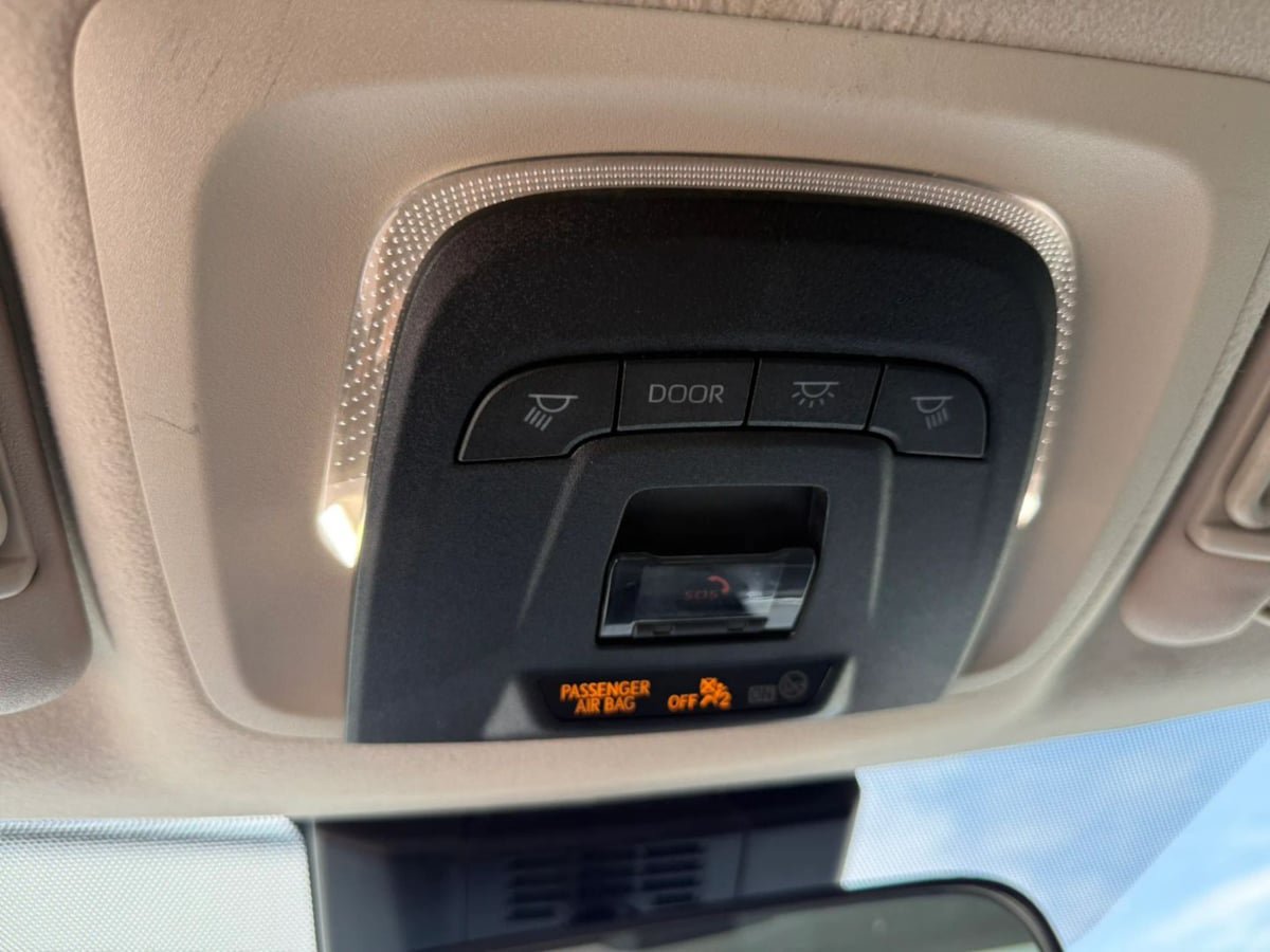 Used 2024 Toyota Corolla LE FWD image 36