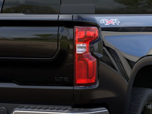 New 2026 Chevrolet Silverado 1500 LTZ w/ LTZ Premium Package AWD/4WD image 35
