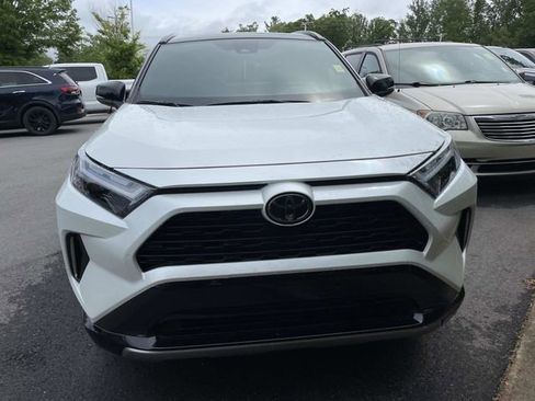 Used 2025 Toyota RAV4 XSE AWD/4WD image 8