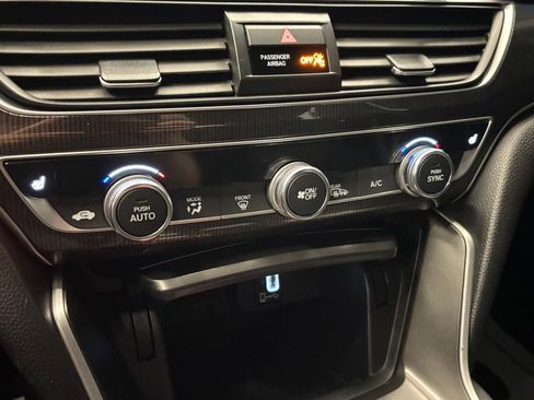 Used 2018 Honda Accord Sport image 15