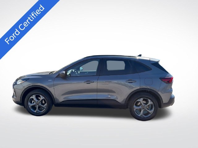 Certified 2025 Ford Escape ST-Line AWD/4WD image 3