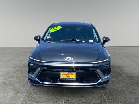 Used 2025 Hyundai Sonata SEL FWD image 8