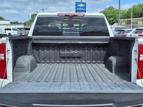 Certified 2023 Chevrolet Silverado 1500 High Country w/ Technology Package AWD/4WD image 7