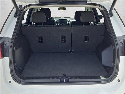 Used 2021 Chevrolet Equinox LT image 6