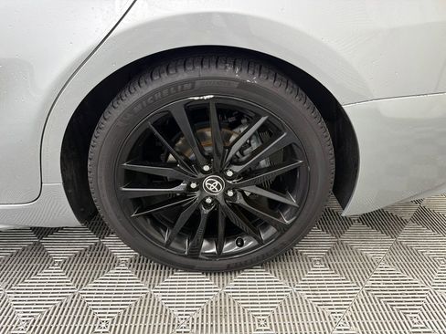 Used 2022 Toyota Camry XSE w/ Cold Weather Package image 19