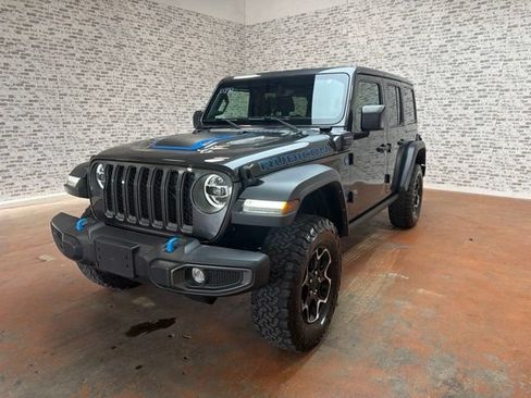 Used 2021 Jeep Wrangler Unlimited Rubicon 4xe w/ Cold Weather Group AWD/4WD image 3