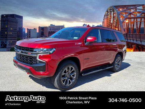 Used 2022 Chevrolet Tahoe Z71 w/ Luxury Package AWD/4WD image 7
