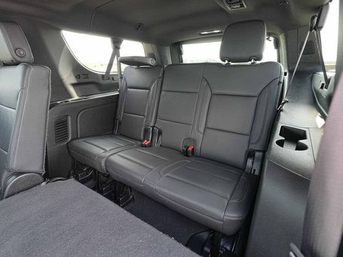 Used 2024 Chevrolet Suburban LT AWD/4WD image 20