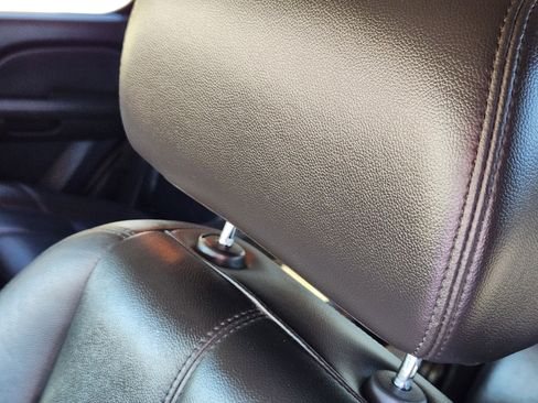 Used 2009 GMC Yukon SLT image 15