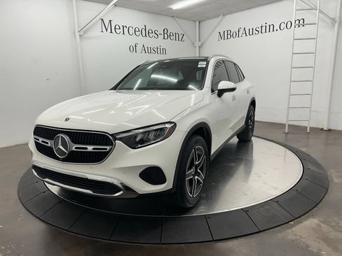 Certified 2026 Mercedes-Benz GLC 300 image 3