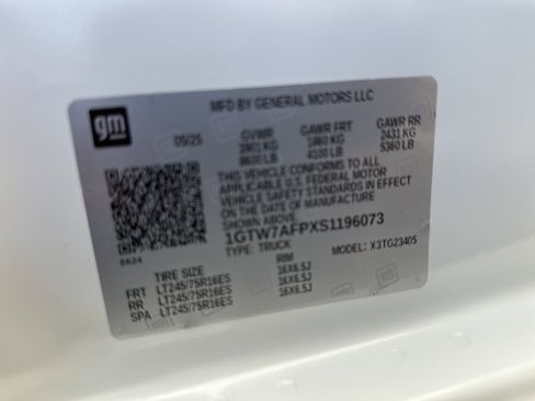 New 2025 GMC Savana 2500 w/ Driver Convenience Package image 35