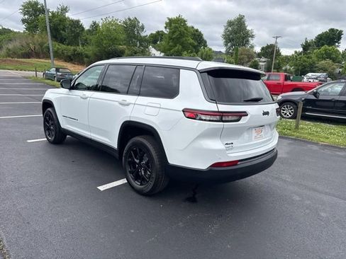 New 2026 Jeep Grand Cherokee L 4WD image 5