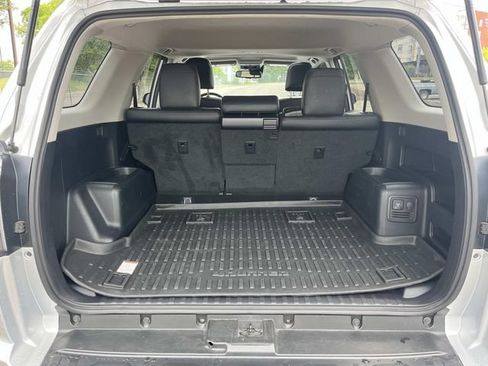 Used 2020 Toyota 4Runner TRD Off-Road Premium w/ Moonroof Package AWD/4WD image 23