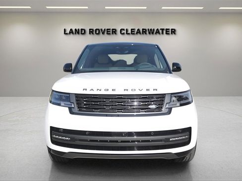 New 2026 Land Rover Range Rover SE image 8
