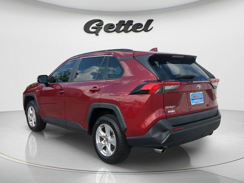 Used 2021 Toyota RAV4 XLE FWD image 7