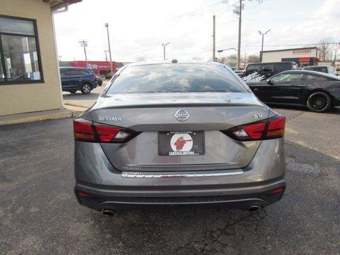 Used 2022 Nissan Altima 2.5 SV w/ SV Premium Package image 6